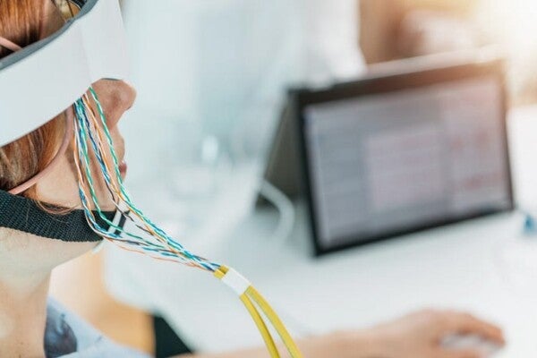 Brain Monitoring Shows How To Avoid Being Duped on Social Media brain monitoring shows how to avoid being duped on social media img 660de0ec43cf4