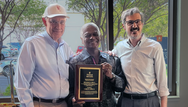 New McCombs Award Honors Herb Miller new mccombs award honors herb miller img 660de04d612ce