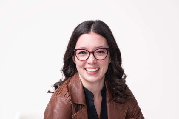 AI for Mom & Pop 20240117 McCombs APPTRONIK0253 RGB 2600px W