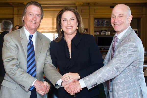 Marcie and Bob Zlotnik at the McCombs Hall of Fame Induction in 2015