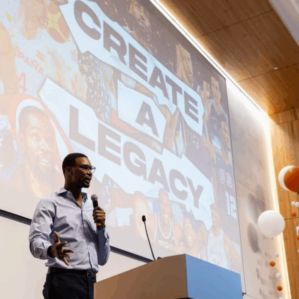 20251017LG UTBOSS105 scaled 1200x800 c default